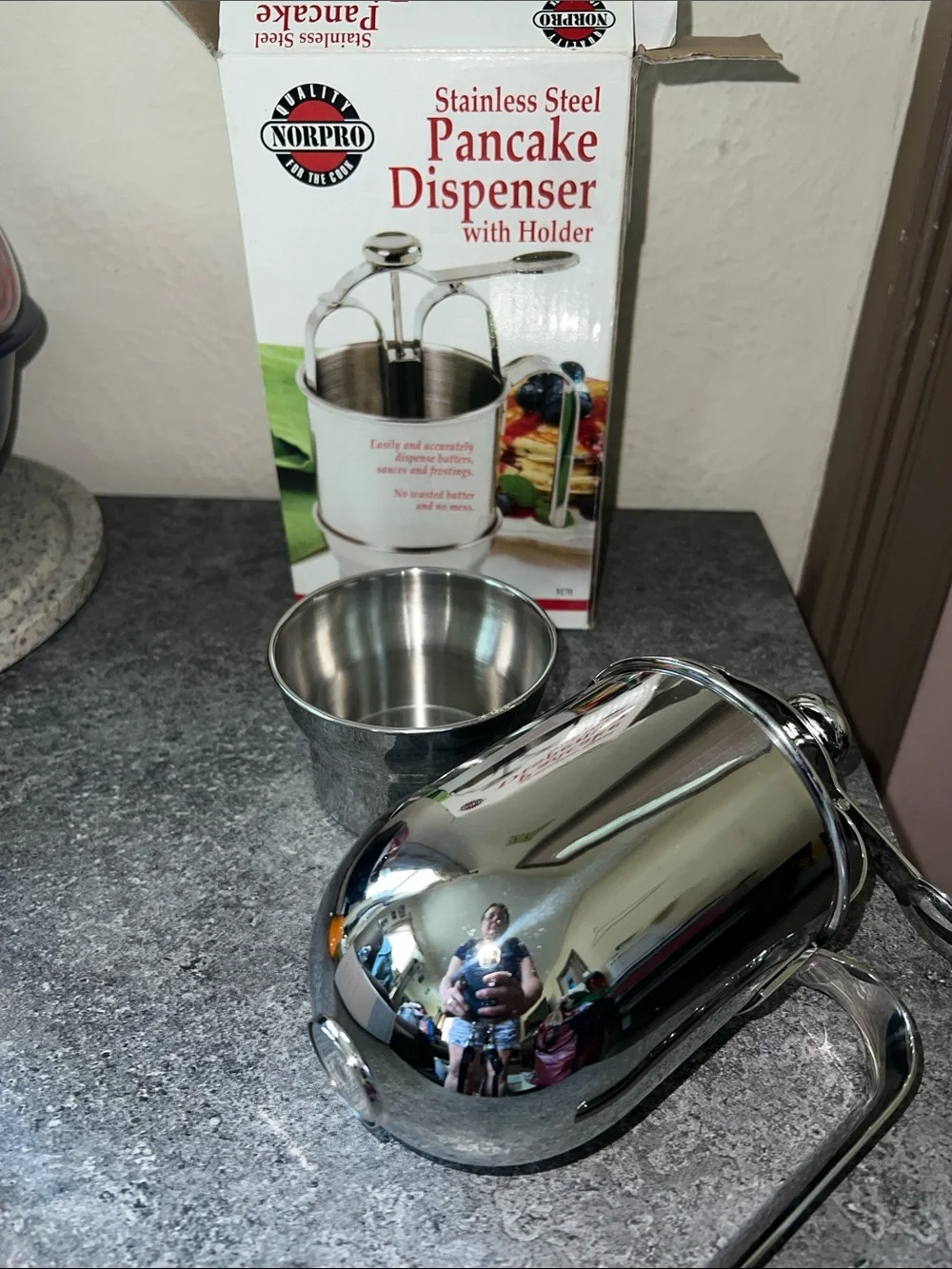 Norpro stainless steel pancake dispenser with nib 3170